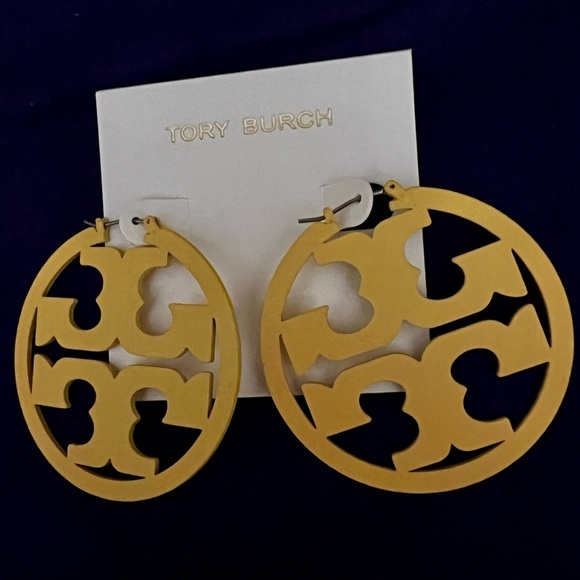 šAuthentic Tory Burch Earrings At Awesome Price To Buy Now and Save - Picture 10 of 12